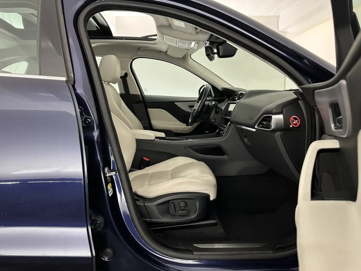 3.0 S AWD 30d Aut. *PANO | LEATHER | XENON | DIGI-COCKPIT | NAVI-FULLMAP | CAMERA | SHIFTPADDLES | ECC | AMBIENTLIGHT | LANE-ASSIST | HEATED-VENTILATED-COMFORTSEATS | PDC | CRUISE | 18''ALU