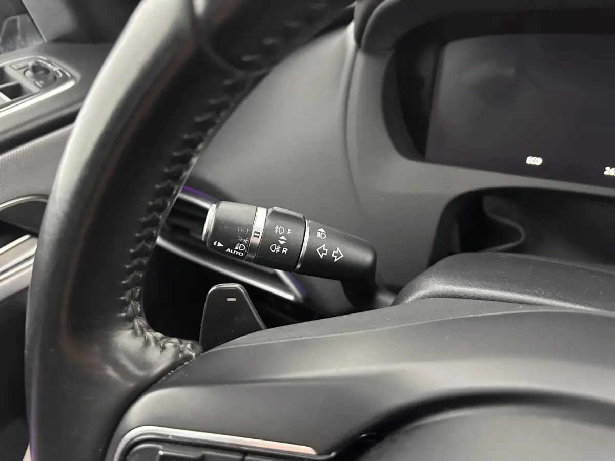 3.0 S AWD 30d Aut. *PANO | LEATHER | XENON | DIGI-COCKPIT | NAVI-FULLMAP | CAMERA | SHIFTPADDLES | ECC | AMBIENTLIGHT | LANE-ASSIST | HEATED-VENTILATED-COMFORTSEATS | PDC | CRUISE | 18''ALU