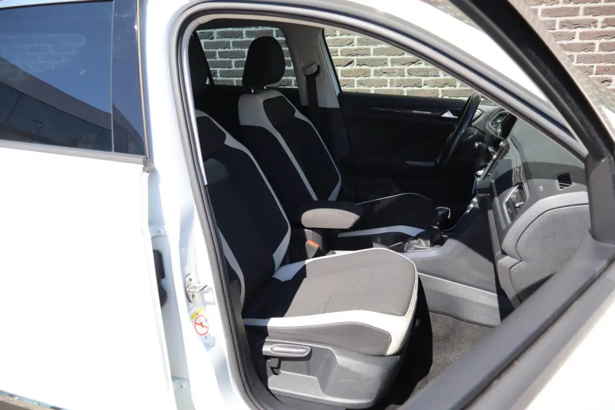 1.5 TSI 150pk DSG Sport | Navigatie | Achteruitrijcamera | LED Verlichting