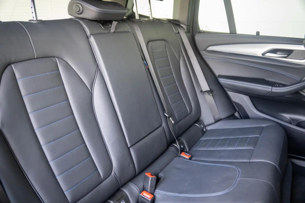 xDrive30e SoH 97% | High Executive M Sportpakket | Head-Up Display | HiFi Harman Kardon | Driving Assistant