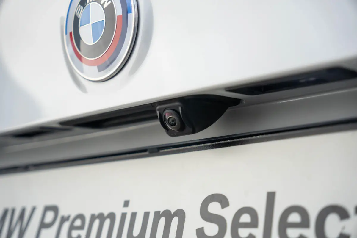 xDrive30e SoH 97% | High Executive M Sportpakket | Head-Up Display | HiFi Harman Kardon | Driving Assistant