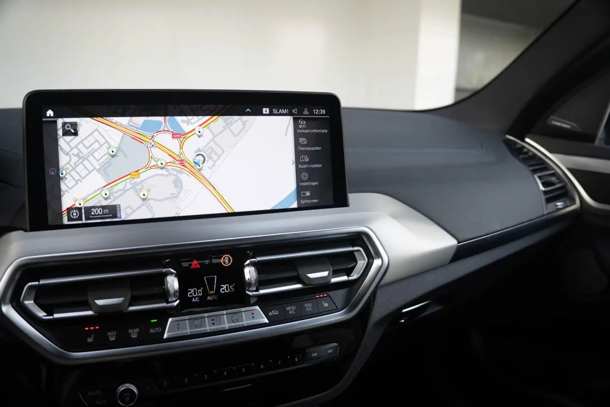 xDrive30e SoH 97% | High Executive M Sportpakket | Head-Up Display | HiFi Harman Kardon | Driving Assistant