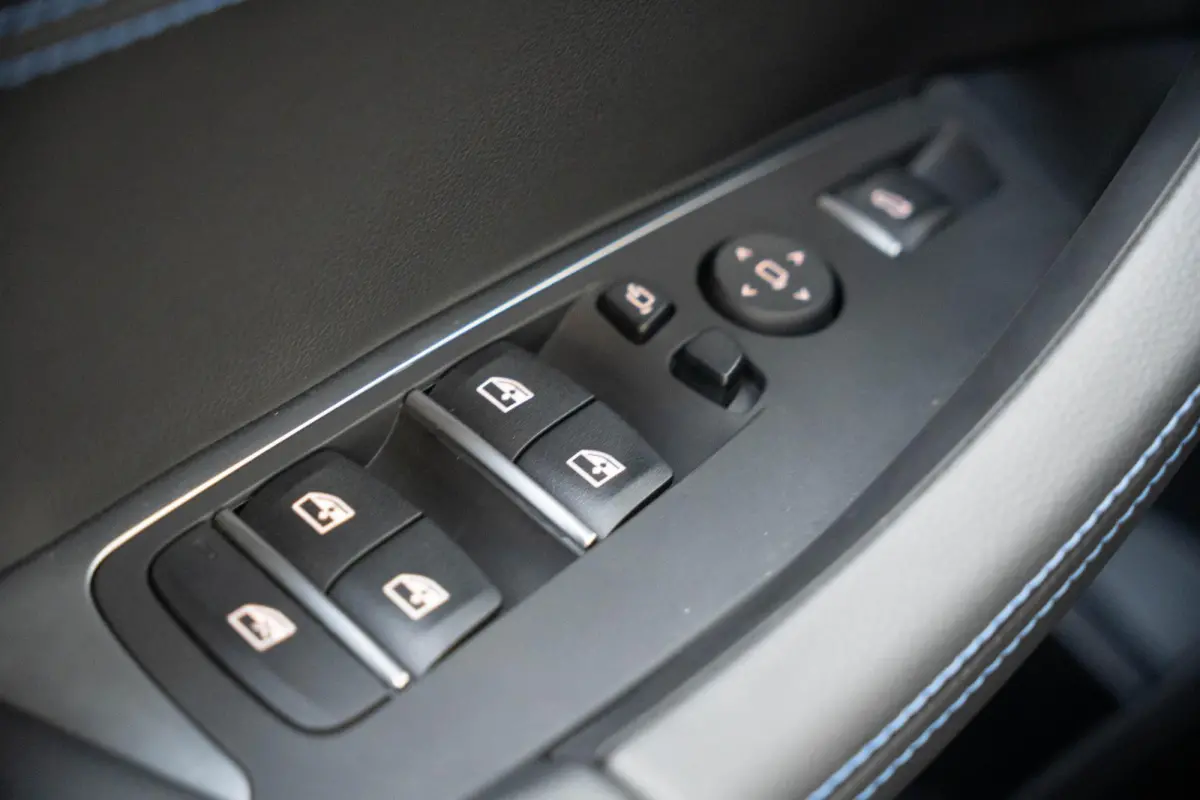 xDrive30e SoH 97% | High Executive M Sportpakket | Head-Up Display | HiFi Harman Kardon | Driving Assistant