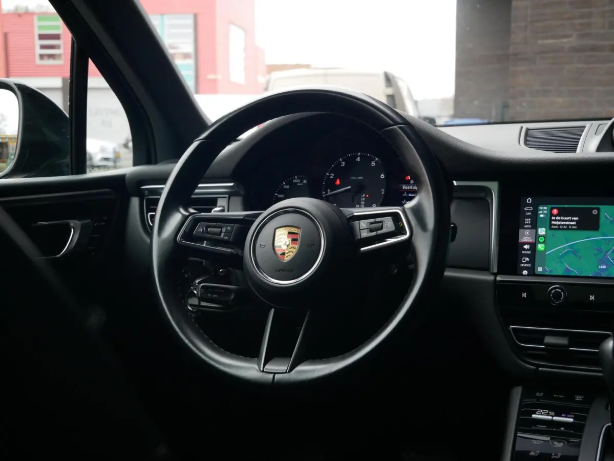 2.0 FACELIFT| PANO| TREKHAAK| 21LM| Sport Chrono