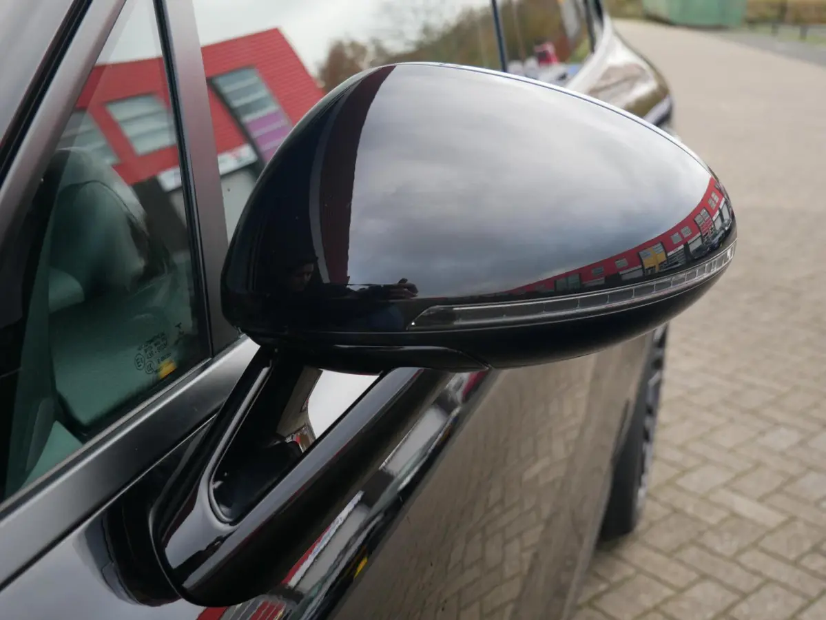2.0 FACELIFT| PANO| TREKHAAK| 21LM| Sport Chrono