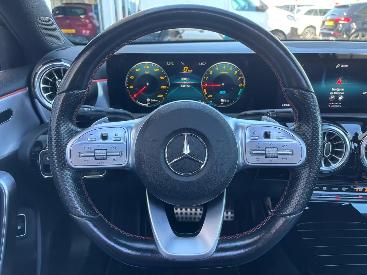 250 e Business Solution AMG Limited | Pano | Sfeerverlichting | Memory Stoelen | Traffic Camera