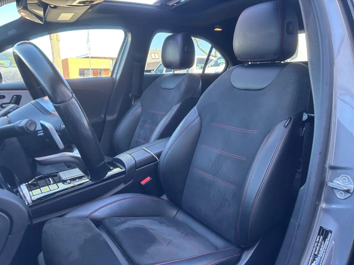 250 e Business Solution AMG Limited | Pano | Sfeerverlichting | Memory Stoelen | Traffic Camera