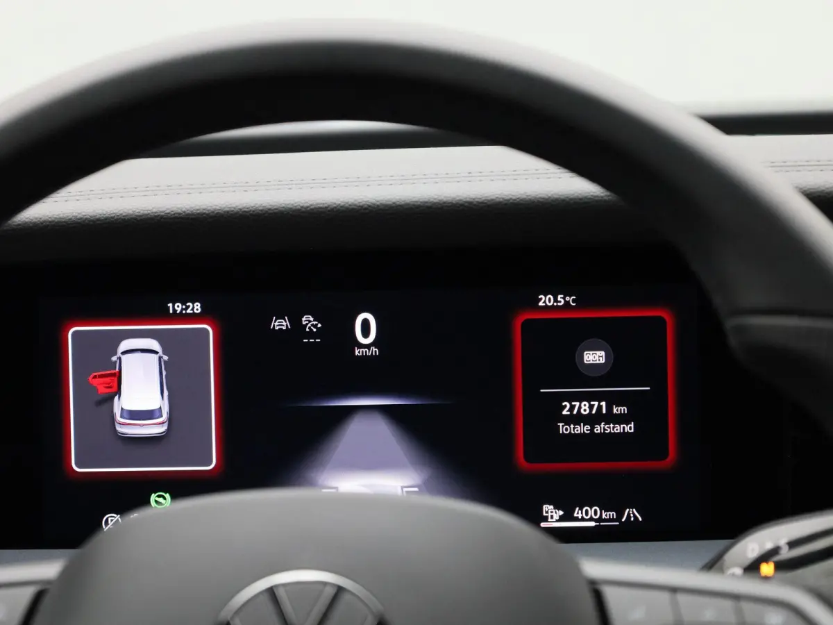 1.5 eHybrid R-Line Edition 204 PK| Origineel Nederlands | 1e Eigenaar | Panoramadak | Navigatie | Stoelverwarming | Stuurwielverwarming | Achteruitrijcamera