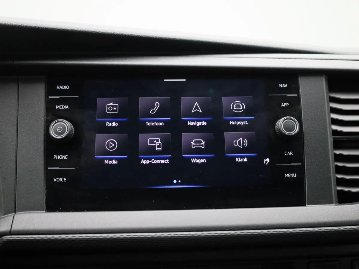 2.0 TDI L1H1 150PK | Automaat | Navigatie | Airco | Verwarmbare Voorruit | Multifunctioneel Stuurwiel | Cruise Control | Parkeerhulp Achter | DAB+ | Sortimo |