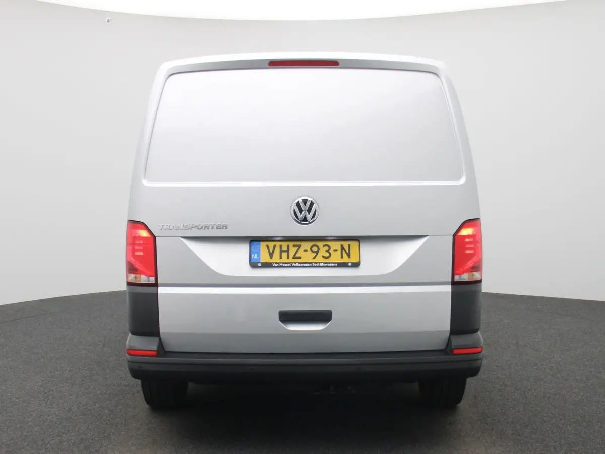 2.0 TDI L1H1 150PK | Automaat | Navigatie | Airco | Verwarmbare Voorruit | Multifunctioneel Stuurwiel | Cruise Control | Parkeerhulp Achter | DAB+ | Sortimo |