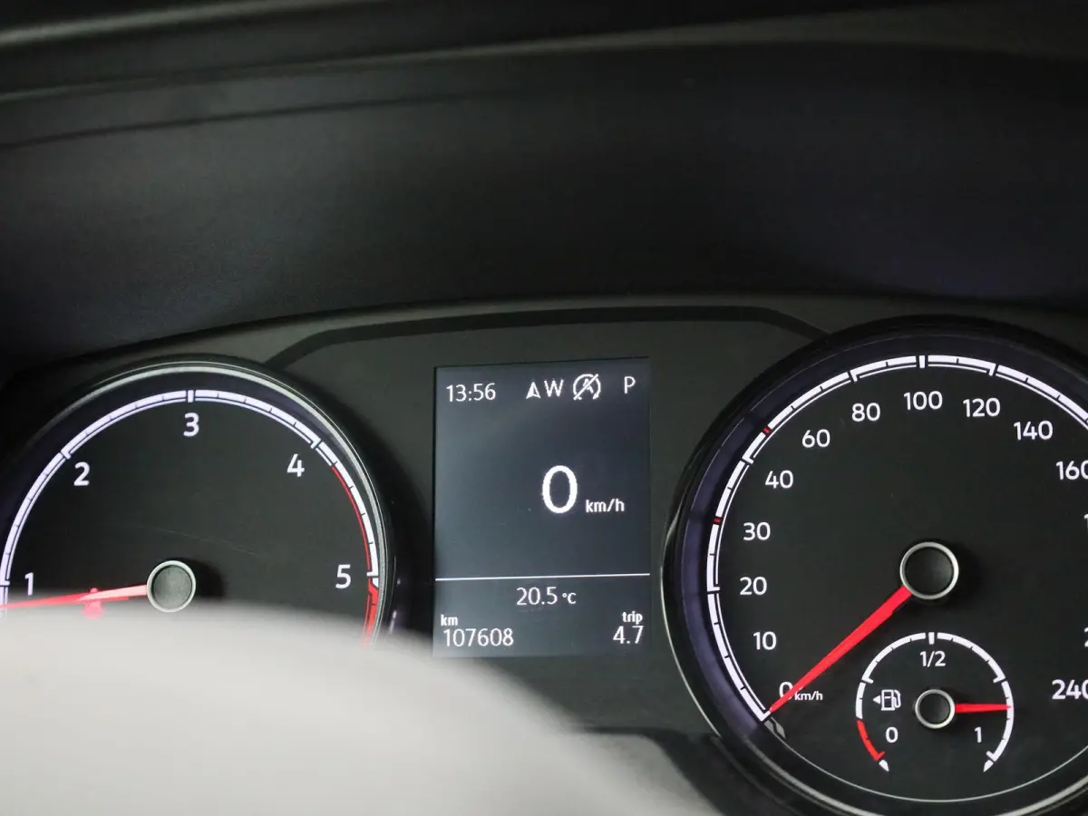2.0 TDI L1H1 150PK | Automaat | Navigatie | Airco | Verwarmbare Voorruit | Multifunctioneel Stuurwiel | Cruise Control | Parkeerhulp Achter | DAB+ | Sortimo |