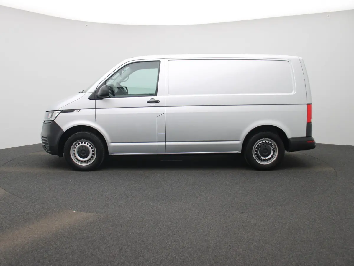 2.0 TDI L1H1 150PK | Automaat | Navigatie | Airco | Verwarmbare Voorruit | Multifunctioneel Stuurwiel | Cruise Control | Parkeerhulp Achter | DAB+ | Sortimo |