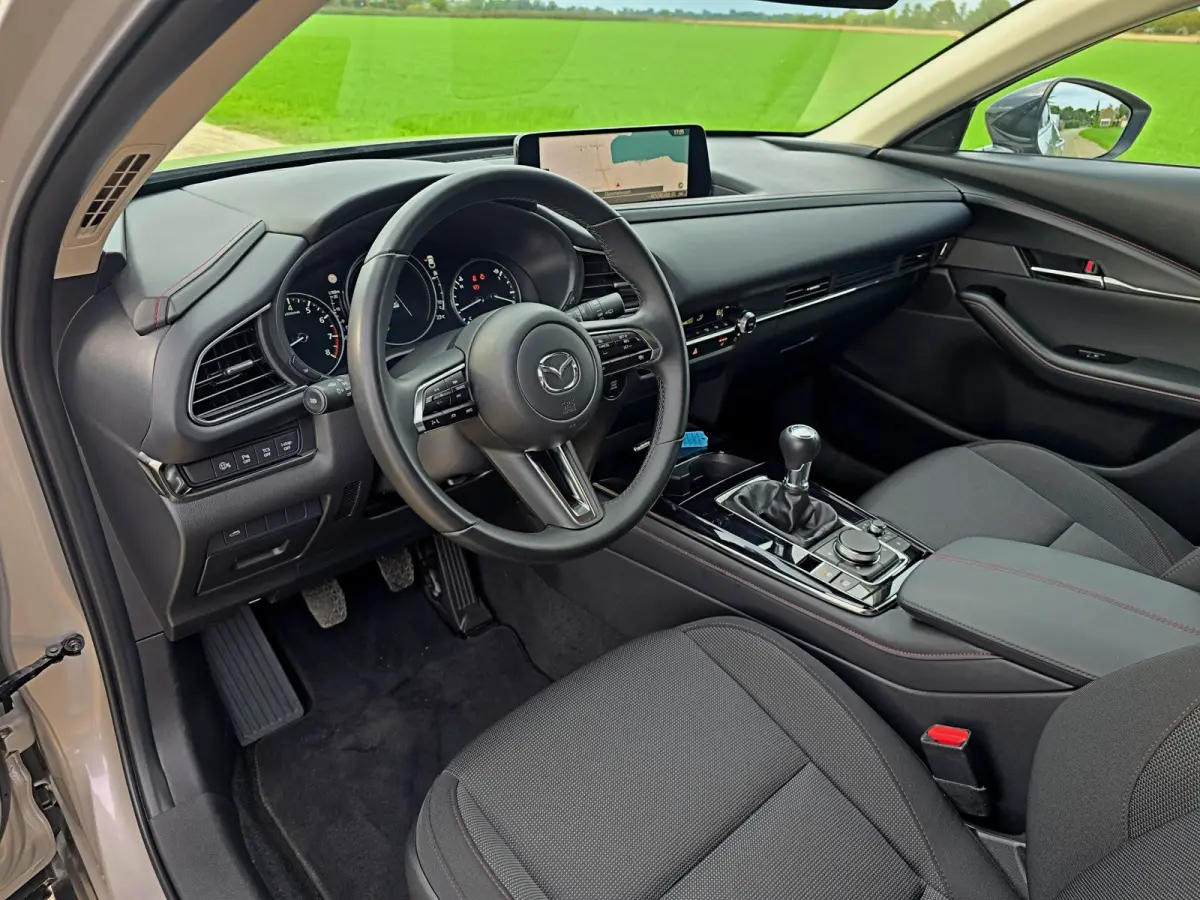 2.5 e-SkyActiv-G M Hybrid Centre-line - 150 Pk - Mild Hybrid - ParkeerCamera - Stoelverwarming - Navi