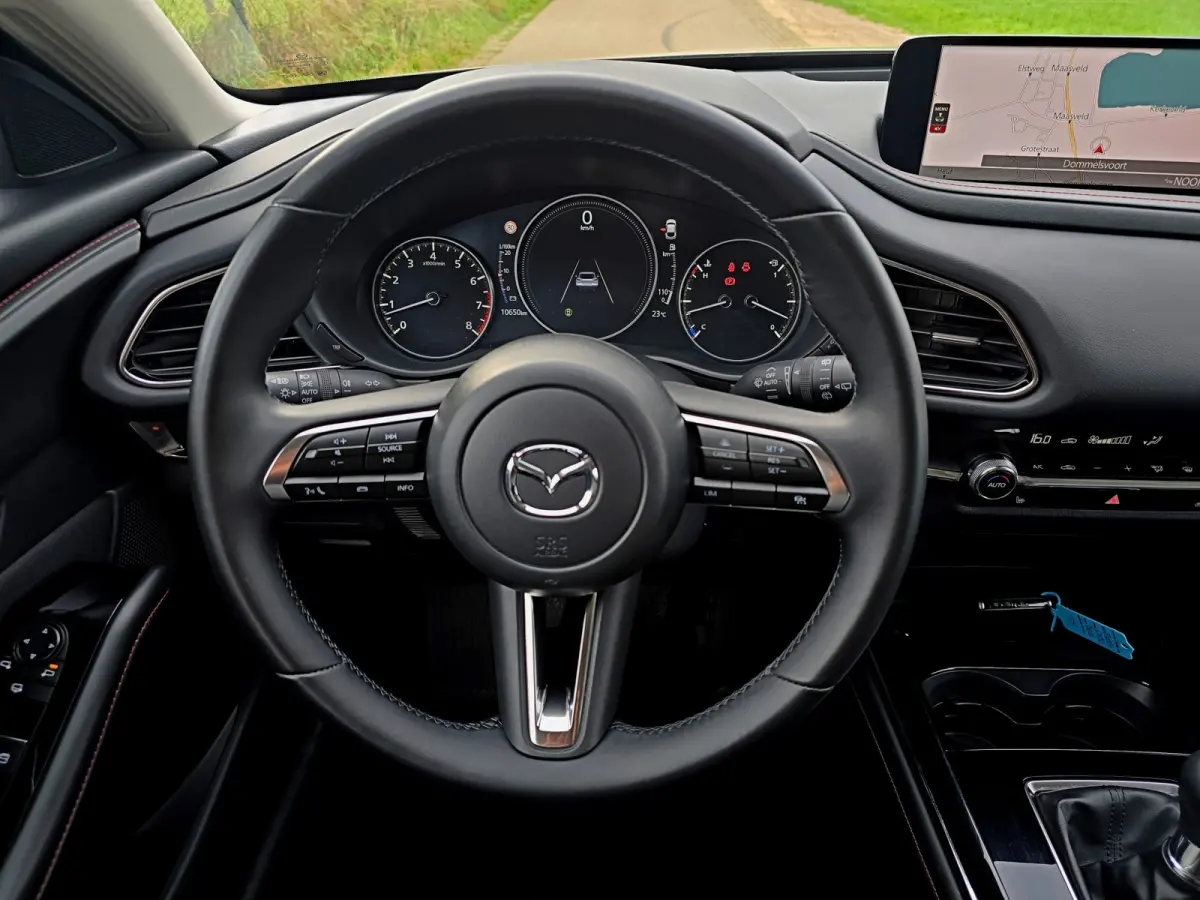 2.5 e-SkyActiv-G M Hybrid Centre-line - 150 Pk - Mild Hybrid - ParkeerCamera - Stoelverwarming - Navi