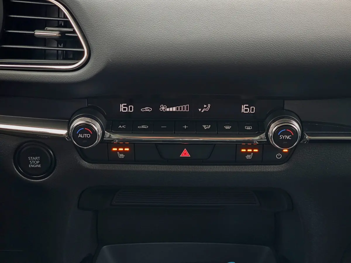 2.5 e-SkyActiv-G M Hybrid Centre-line - 150 Pk - Mild Hybrid - ParkeerCamera - Stoelverwarming - Navi