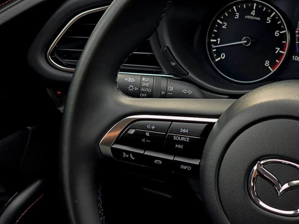 2.5 e-SkyActiv-G M Hybrid Centre-line - 150 Pk - Mild Hybrid - ParkeerCamera - Stoelverwarming - Navi
