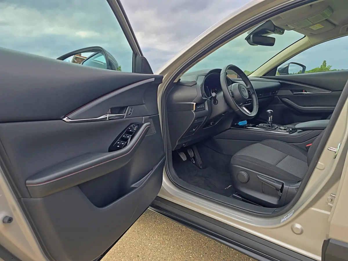 2.5 e-SkyActiv-G M Hybrid Centre-line - 150 Pk - Mild Hybrid - ParkeerCamera - Stoelverwarming - Navi