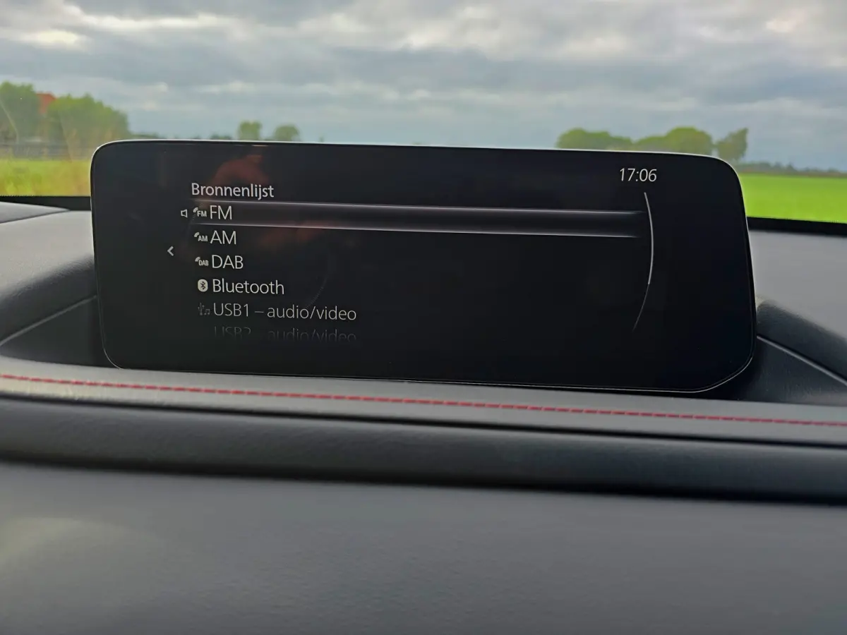 2.5 e-SkyActiv-G M Hybrid Centre-line - 150 Pk - Mild Hybrid - ParkeerCamera - Stoelverwarming - Navi