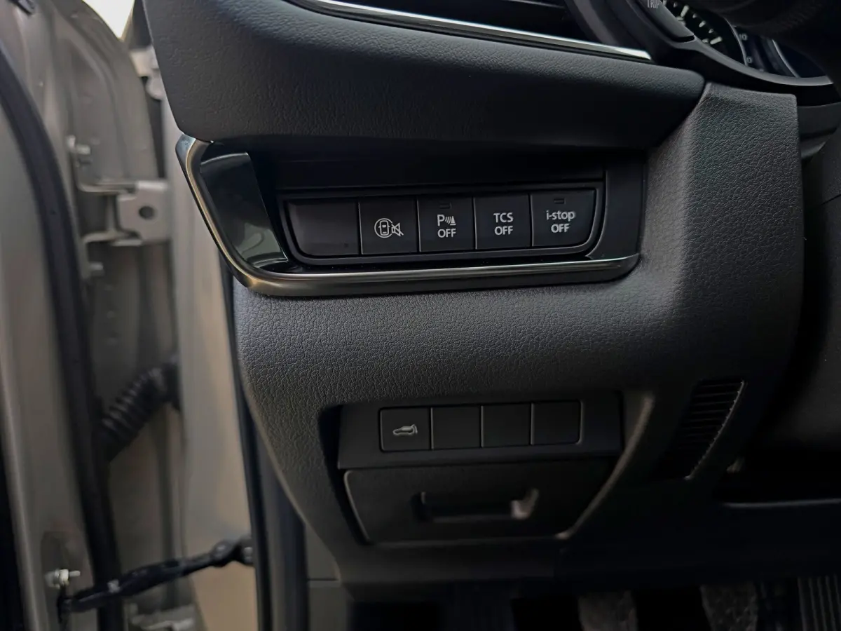 2.5 e-SkyActiv-G M Hybrid Centre-line - 150 Pk - Mild Hybrid - ParkeerCamera - Stoelverwarming - Navi