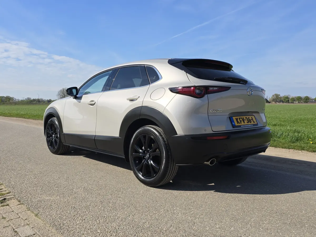 2.5 e-SkyActiv-G Homura - 150 Pk - Mild Hybrid - ParkeerCamera - Stoelverwarming - Navi