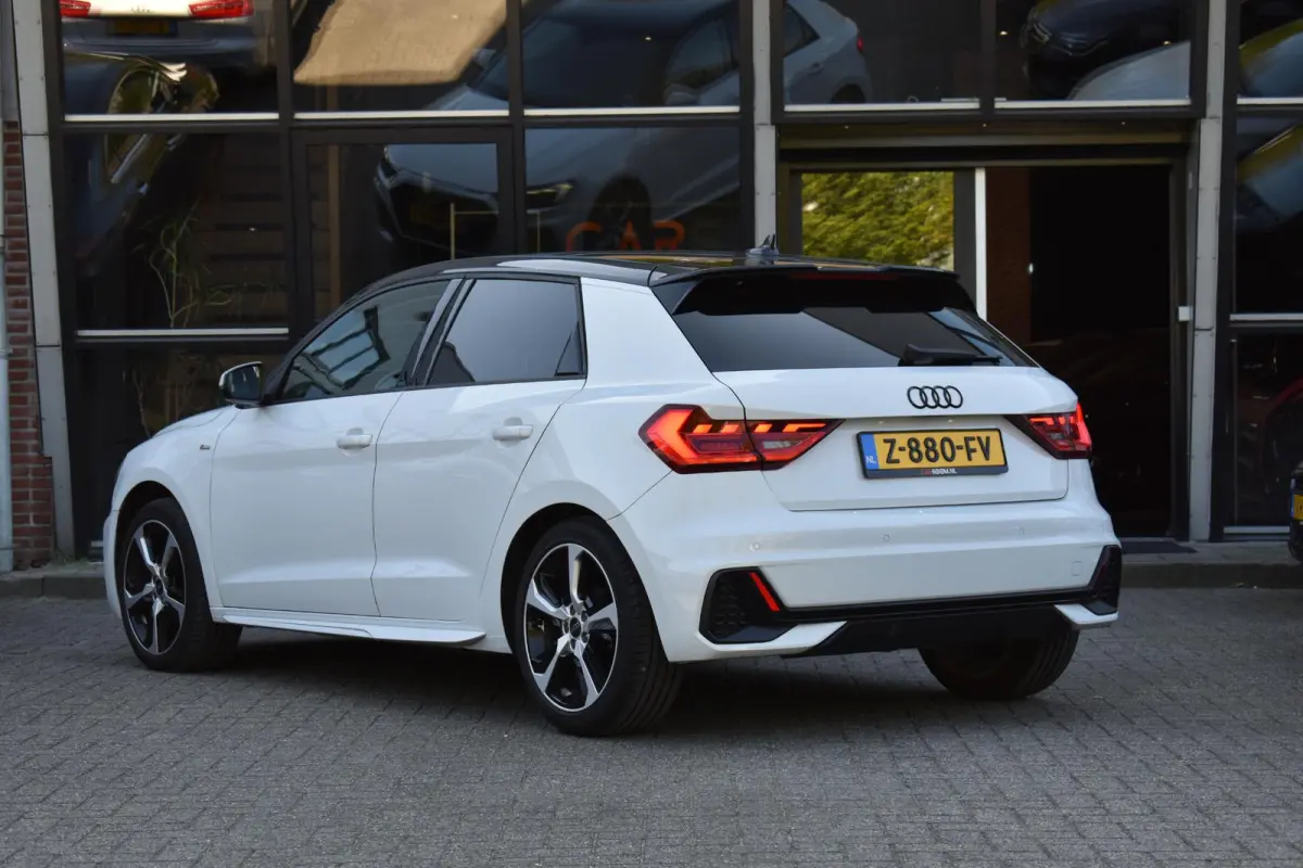 35 TFSI S-Line Lane ACC Keyless
