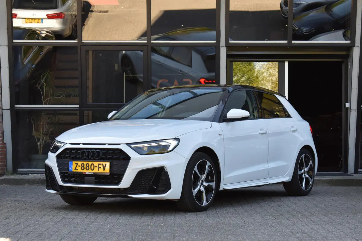 35 TFSI S-Line Lane ACC Keyless