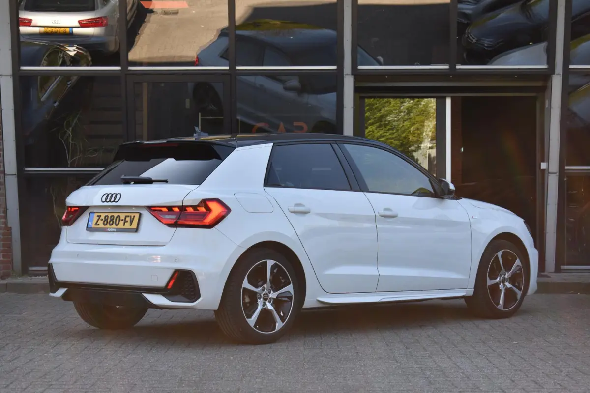 35 TFSI S-Line Lane ACC Keyless