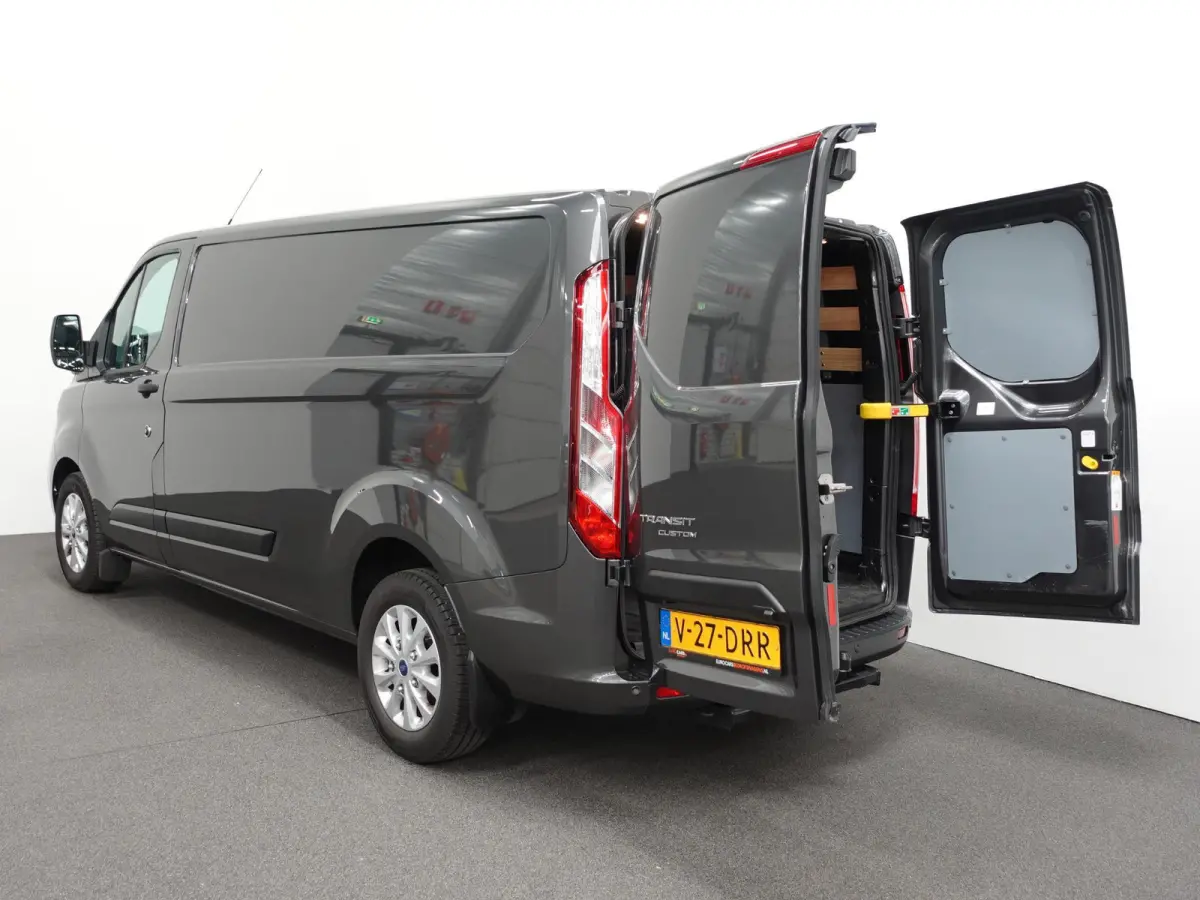 300 2.0 TDCI 130pk L2H1 Trend Automaat Airco Navigatie Cruisecontrol Camera Parkeersensoren Trekhaak Betimmering