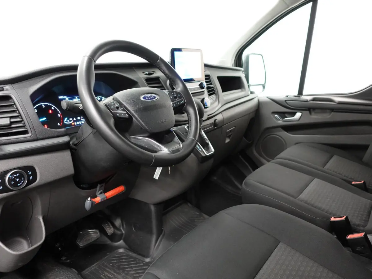 300 2.0 TDCI 130pk L2H1 Trend Automaat Airco Navigatie Cruisecontrol Camera Parkeersensoren Trekhaak Betimmering