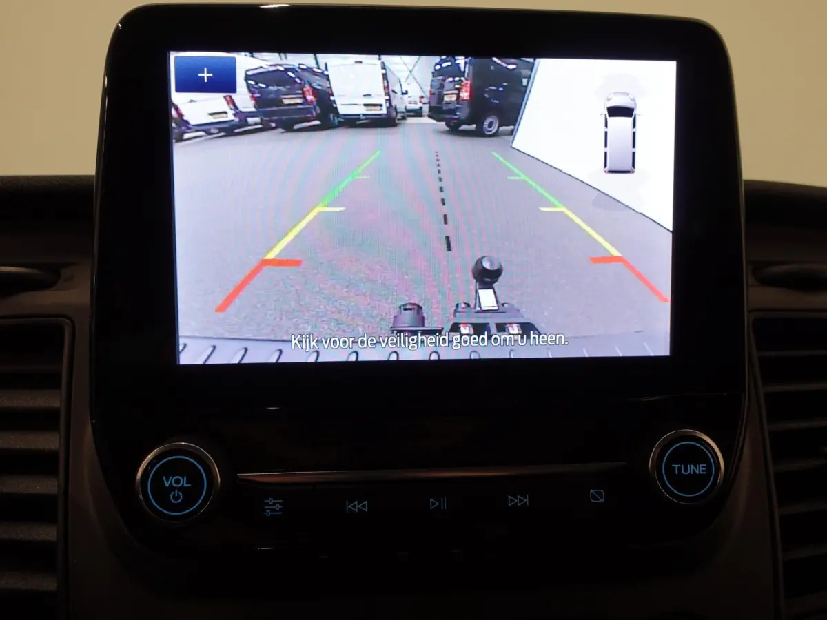 300 2.0 TDCI 130pk L2H1 Trend Automaat Airco Navigatie Cruisecontrol Camera Parkeersensoren Trekhaak Betimmering