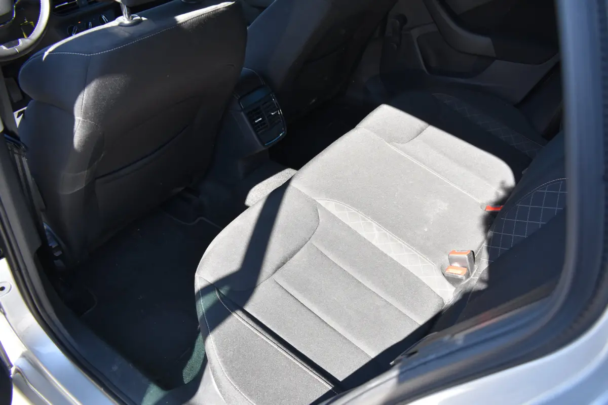 1.0 TSI 110PK Ambition | APP. CONNECT | CRUISE CONTROL | FULL LED | CLIMATE CONTROL | DAB+