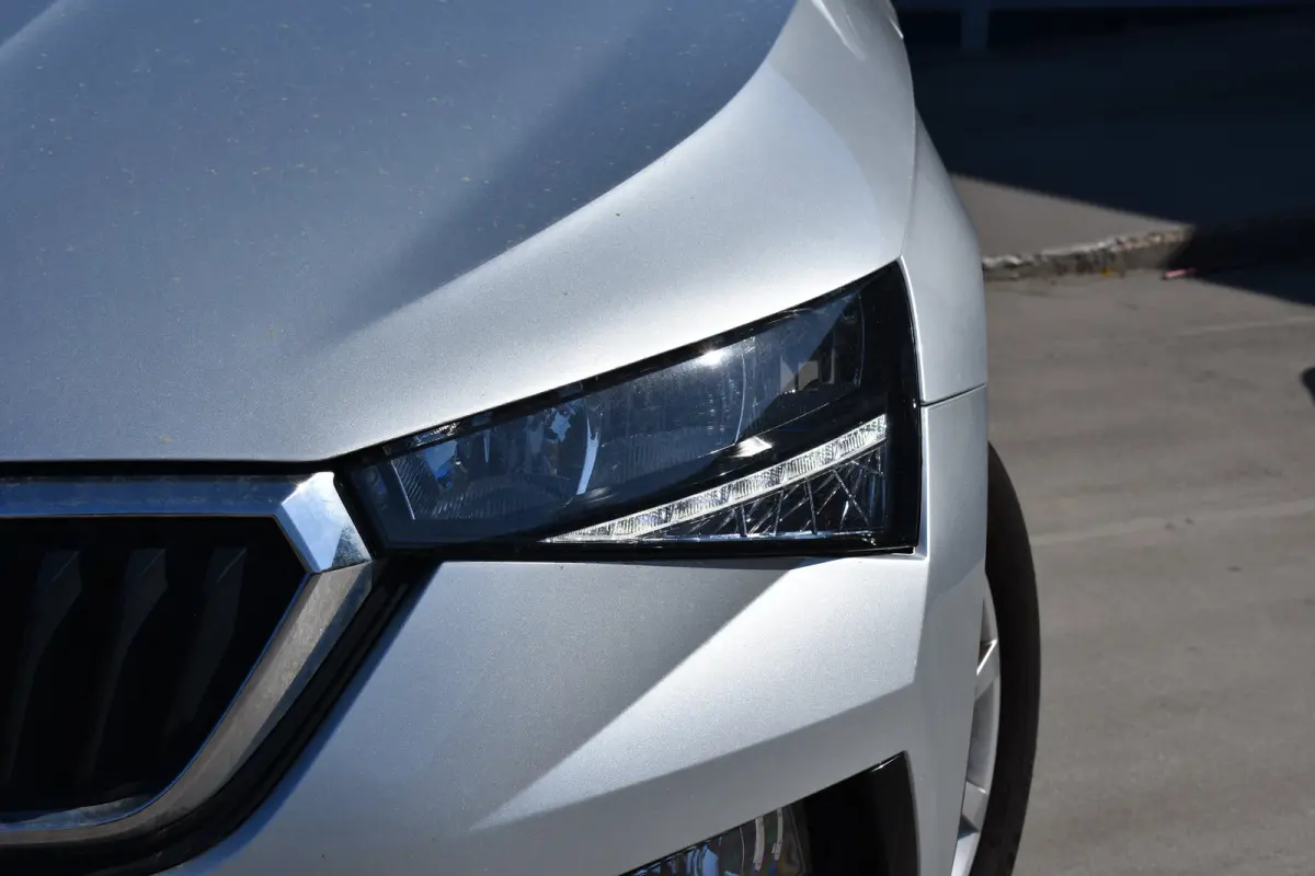 1.0 TSI 110PK Ambition | APP. CONNECT | CRUISE CONTROL | FULL LED | CLIMATE CONTROL | DAB+