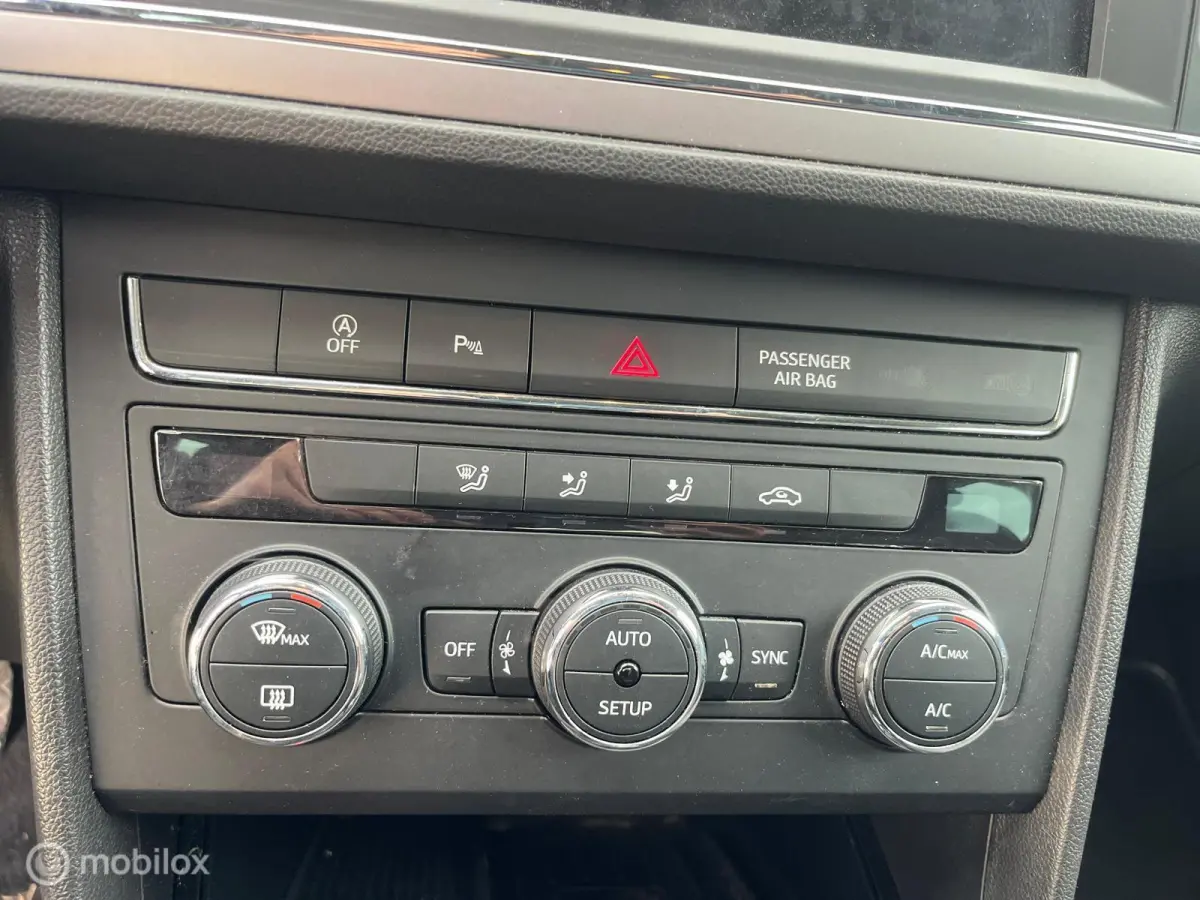 1.0 EcoTSI Style Business Intense