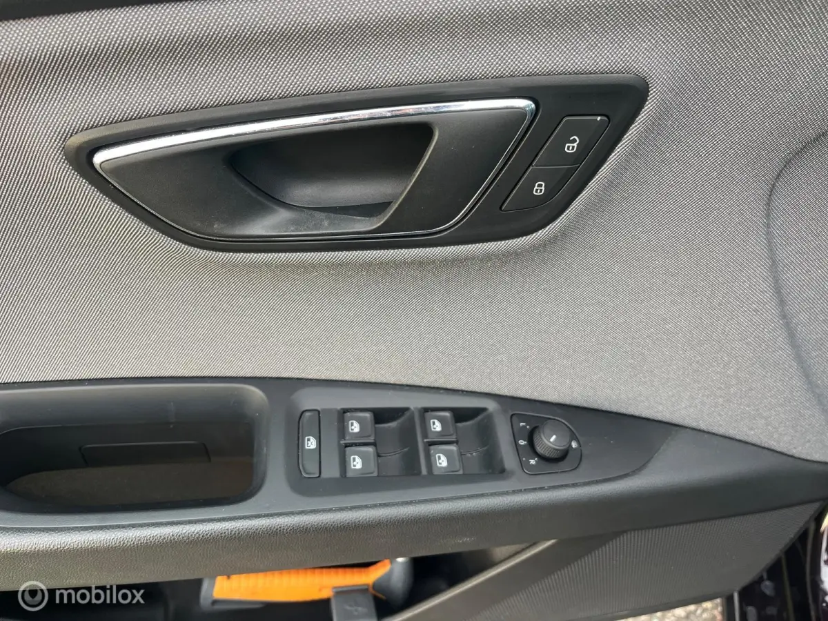 1.0 EcoTSI Style Business Intense