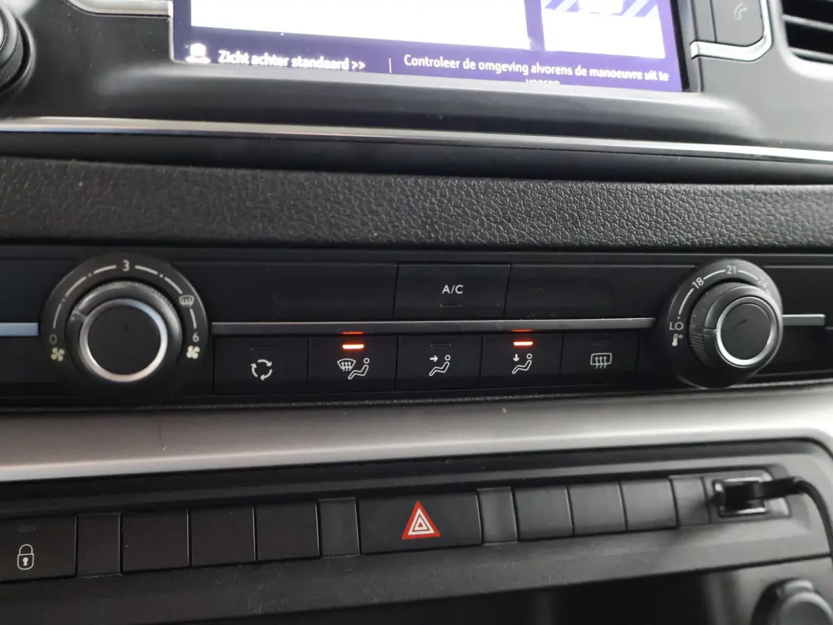 2.0 CDTI AUT. L3H1 DUBBEL CABINE + CAMERA | APPLE CARPLAY | NAVIGATIE | DODEHOEK