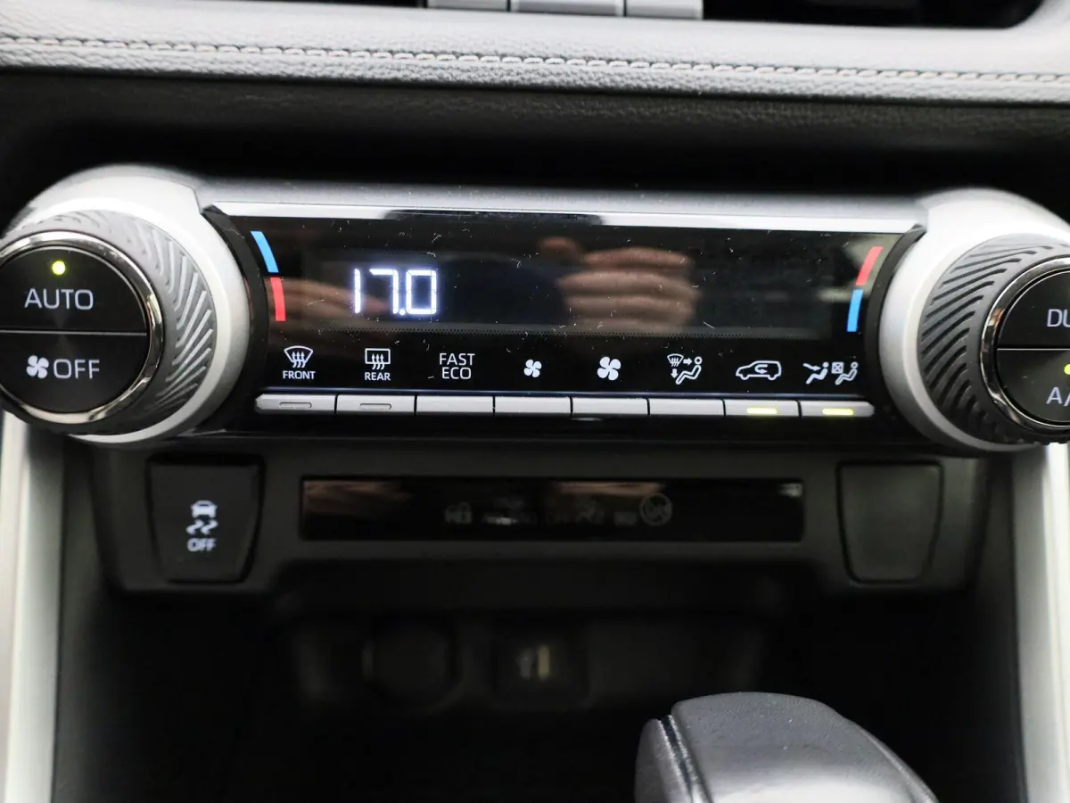 2.5 Hybrid Business 218 PK | Automaat | Navigatiesysteem | Achteruitrijcamera | Climate Control | Adaptive Cruise Control | Lichtmetalen velgen |