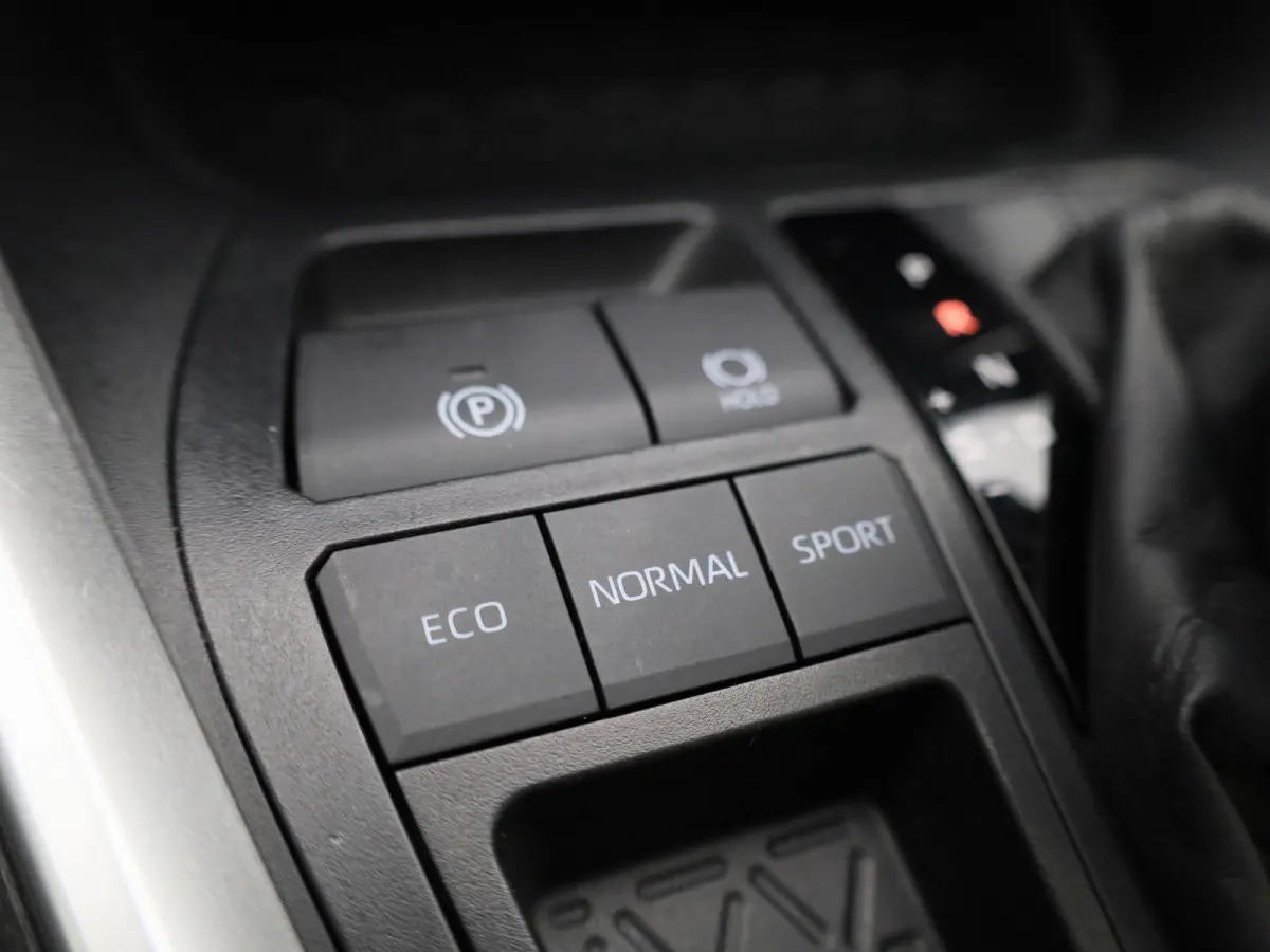 2.5 Hybrid Business 218 PK | Automaat | Navigatiesysteem | Achteruitrijcamera | Climate Control | Adaptive Cruise Control | Lichtmetalen velgen |