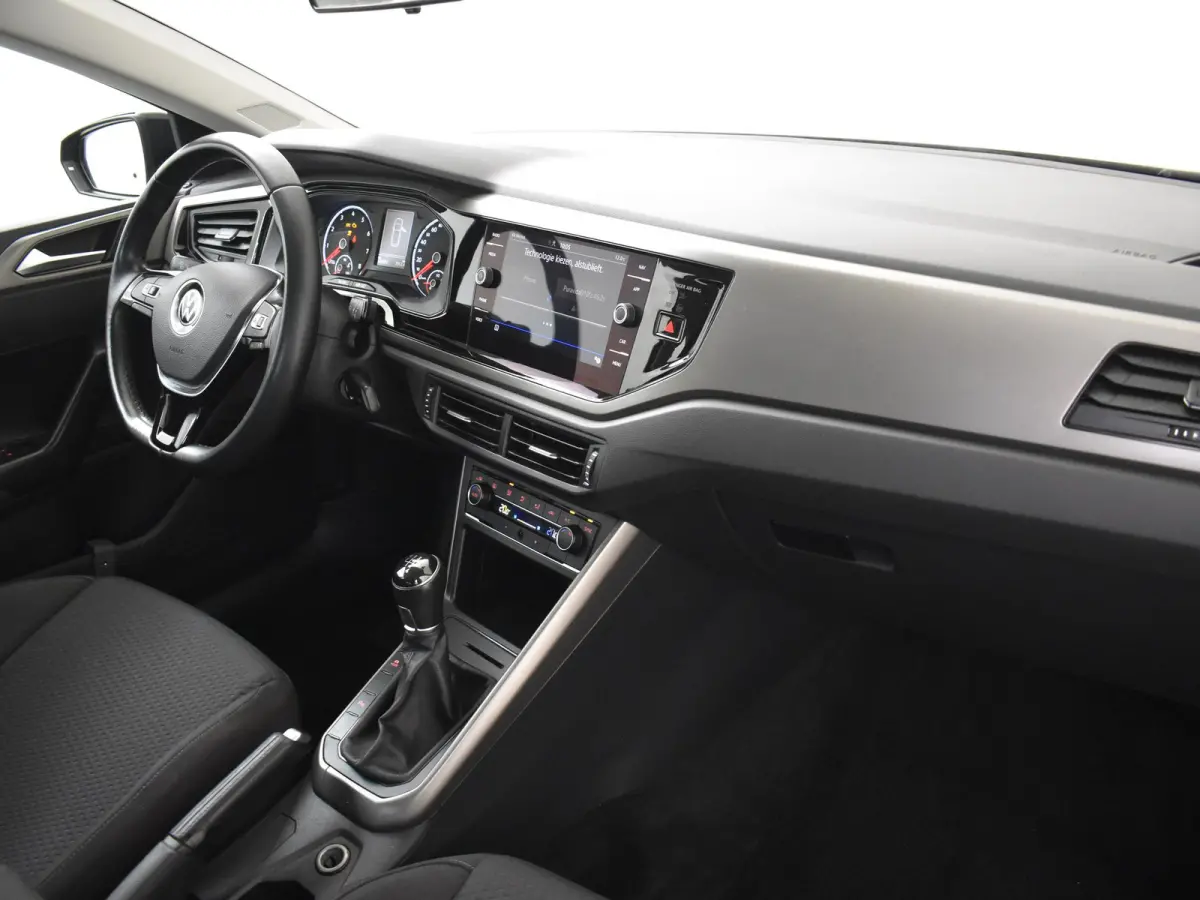 1.0 TSI Comfortline Business | Cruise control adaptief | Navigatie | Apple carplay Android auto | Parkeersensoren V+A |  Airco automatisch | DAB