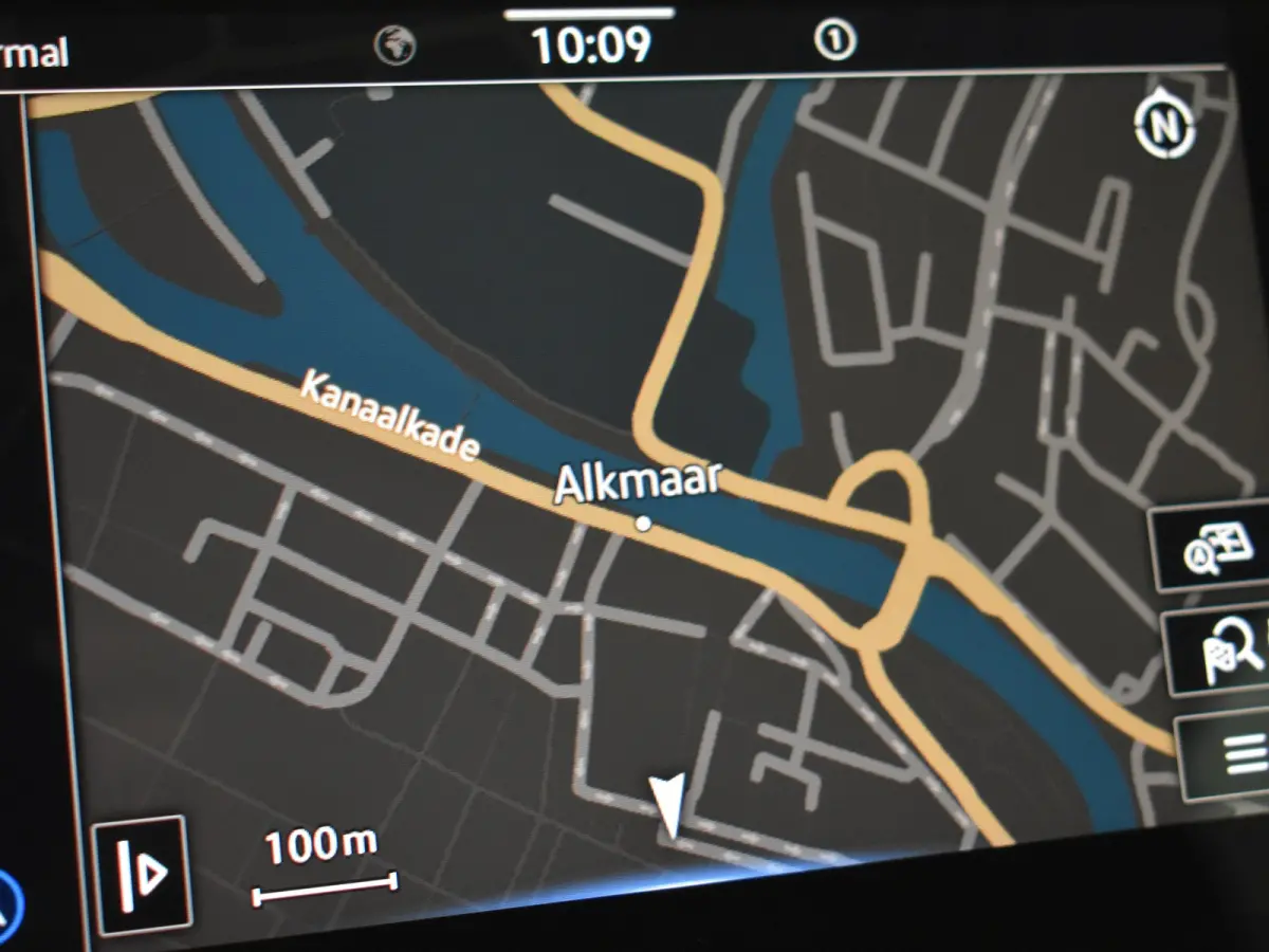 1.0 TSI Comfortline Business | Cruise control adaptief | Navigatie | Apple carplay Android auto | Parkeersensoren V+A |  Airco automatisch | DAB