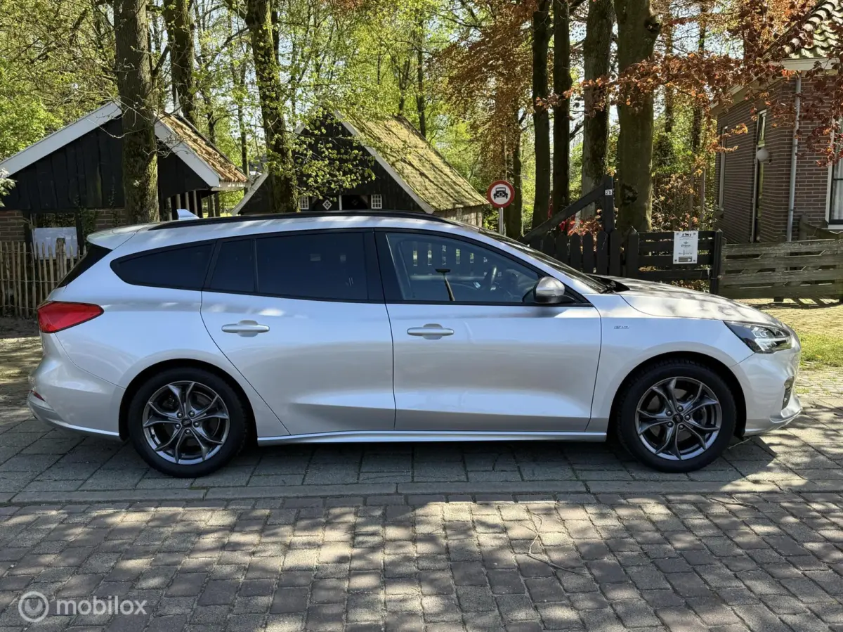 Titanium X ST Line NIEUWSTAAT!
