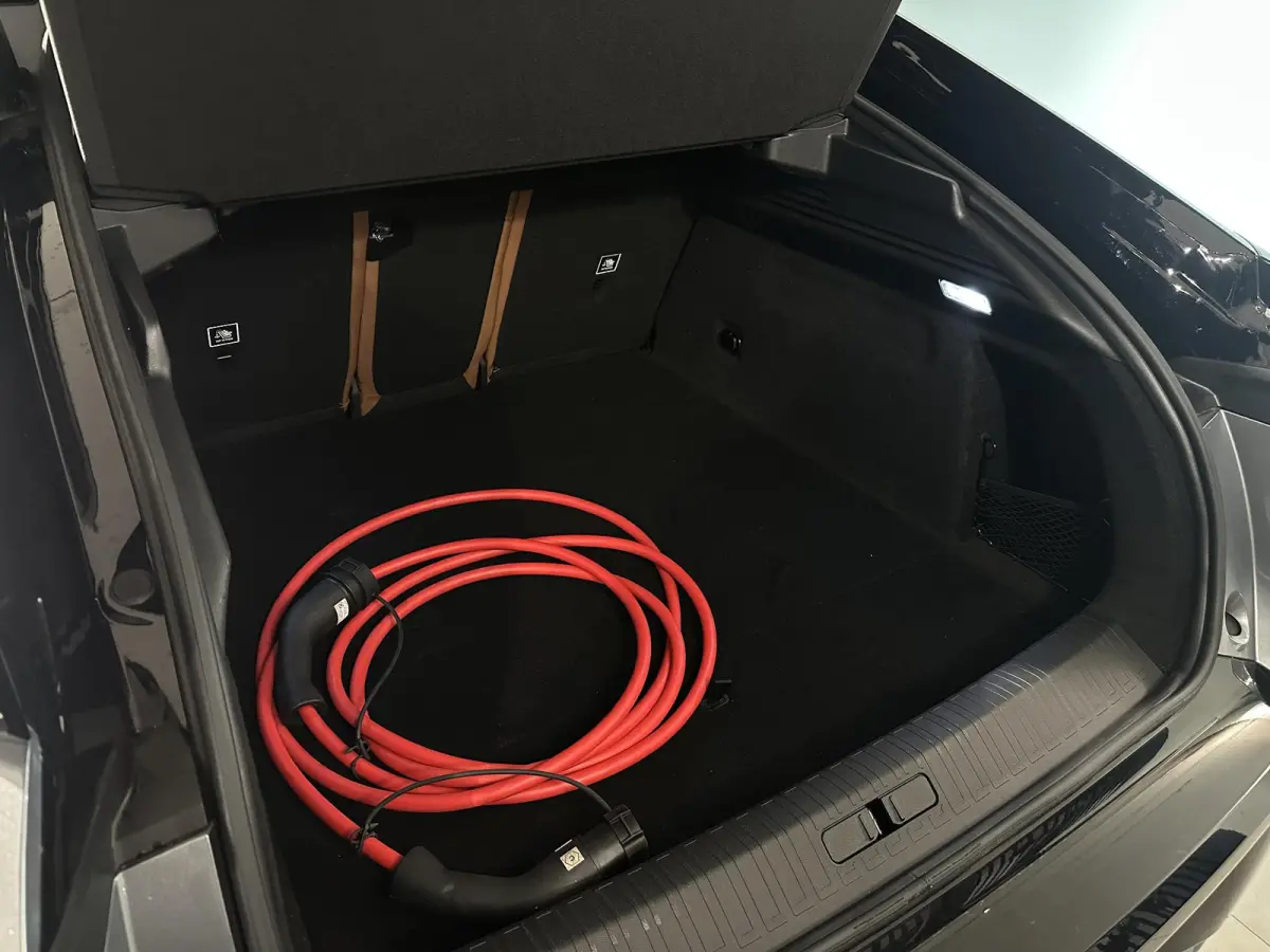 Long Range Étoile Absolute Comfort Tech 97 kWh | Massage Stoelen | Head up Display | adaptive Cruise | FOCAL HIFI