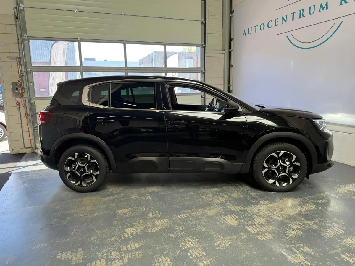 1.2 Hybrid 145 Plus Navi, Camera, stoelverwarming, carplay