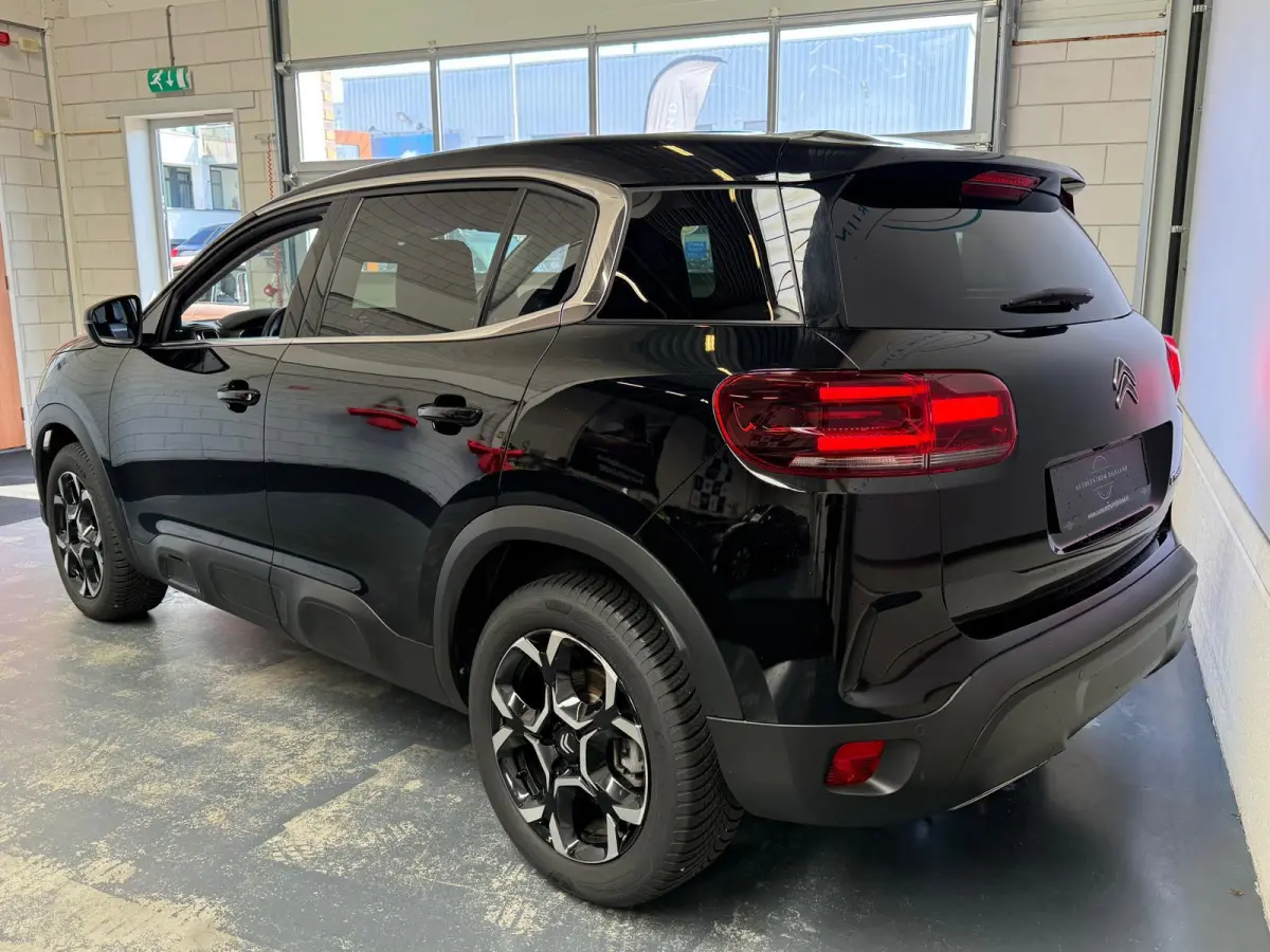 1.2 Hybrid 145 Plus Navi, Camera, stoelverwarming, carplay