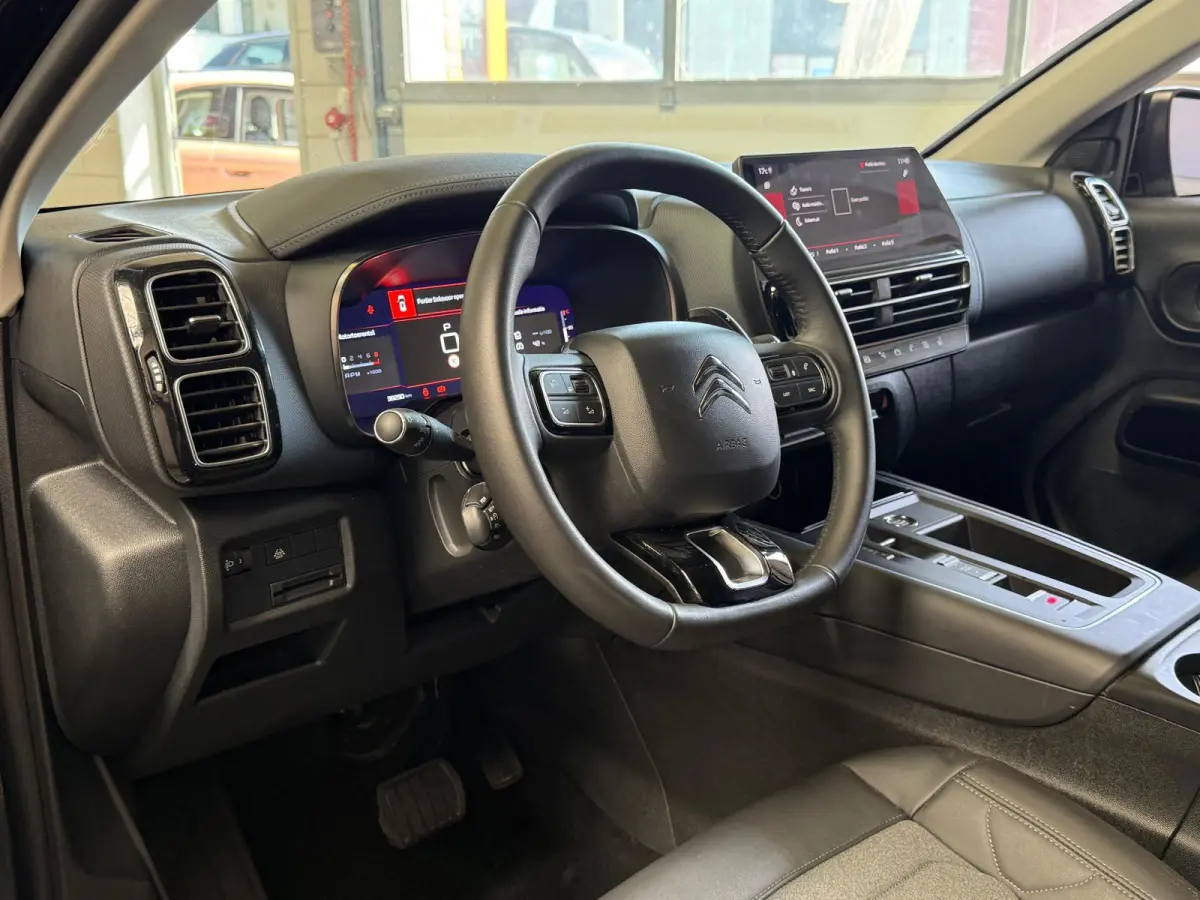 1.2 Hybrid 145 Plus Navi, Camera, stoelverwarming, carplay