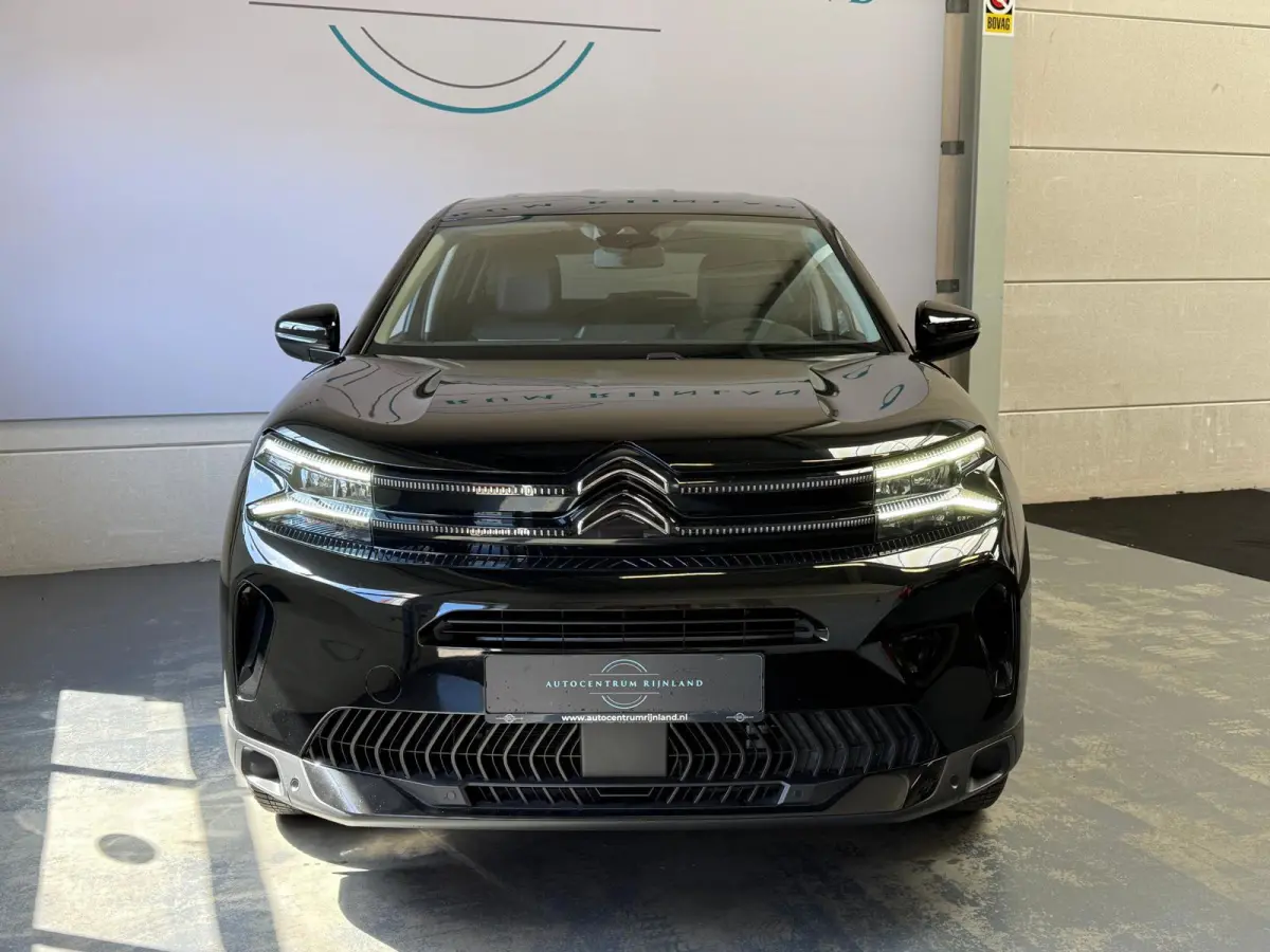 1.2 Hybrid 145 Plus Navi, Camera, stoelverwarming, carplay