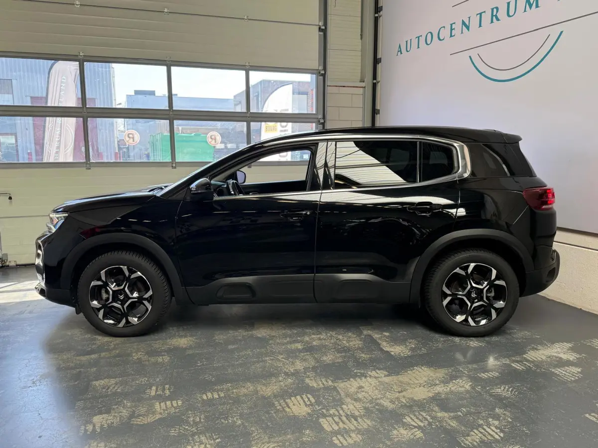 1.2 Hybrid 145 Plus Navi, Camera, stoelverwarming, carplay