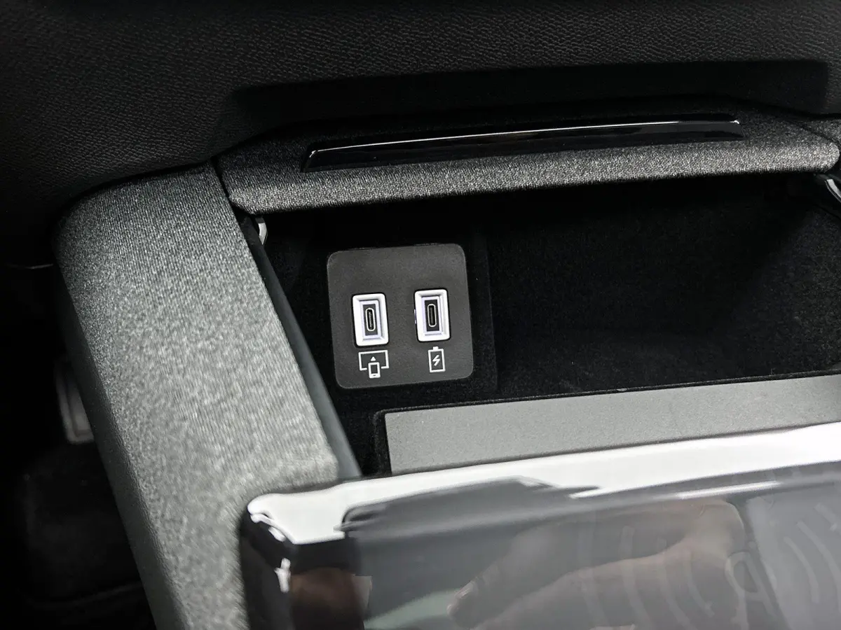 1.6 Plug-in-Hybrid GS 195pk Automaat | 8 JAAR GARANTIE | Schuif-/Kanteldak | Technoloy pakket | 360 Camera | Head-Up Display | Matrix-LED |