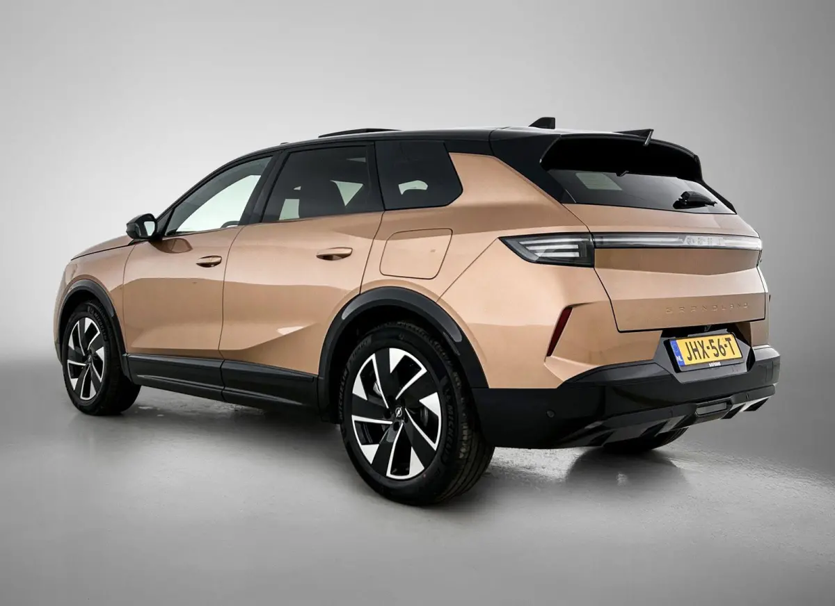 1.6 Plug-in-Hybrid GS 195pk Automaat | 8 JAAR GARANTIE | Schuif-/Kanteldak | Technoloy pakket | 360 Camera | Head-Up Display | Matrix-LED |