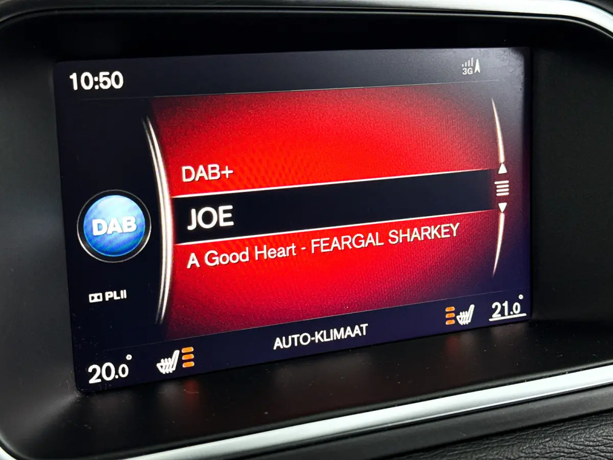 T3 Polar+ Sport | Panoramadak | Parkeercamera | Harman Kardon | Stoelverwarming
