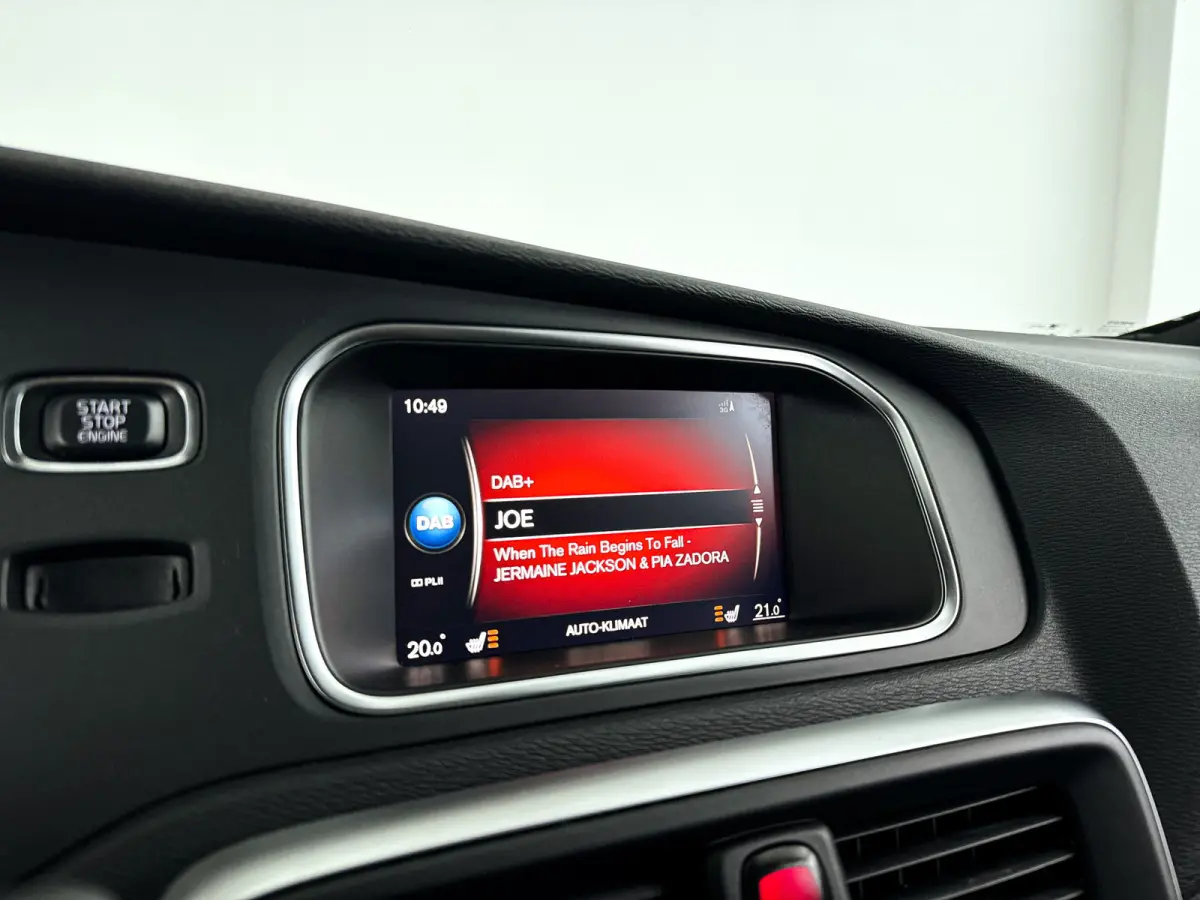 T3 Polar+ Sport | Panoramadak | Parkeercamera | Harman Kardon | Stoelverwarming